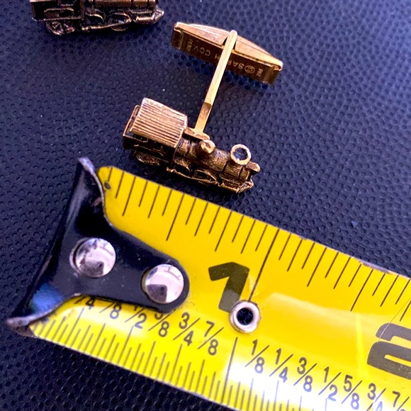 Vintage Sarah Coventry locomotive Brass tone textured Cufflinks - Picture 5 of 7
